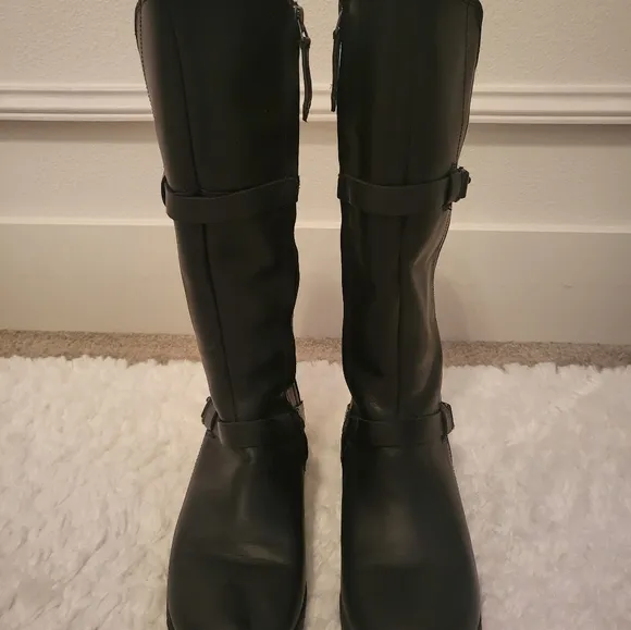 😍 NEW Teva Waterproof Leather Boots with Wool Accent! Unique must see! Size 5.5