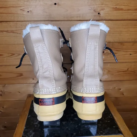 ❤️ SOREL Snow Winter black and tan boots waterproof warm size 9