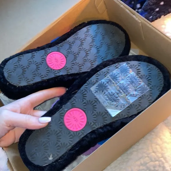 🪼[ UGG ] Fluff Yeah Slide Black/ Taffy Pink Multi