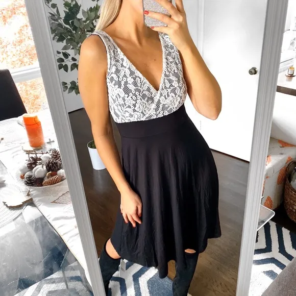 🖤 ZALANDO BLACK WHITE LACE FLOWY MIDI DRESS!