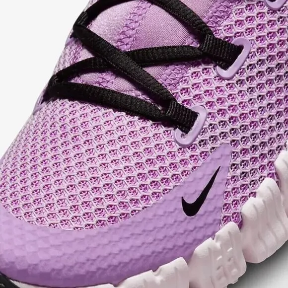 5.5W - [NEW] Women's Nike Free Metcon 4 Training Shoes CZ0596-501