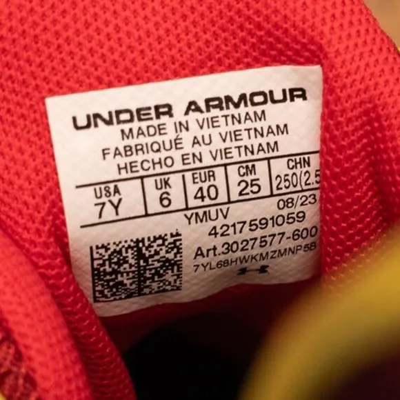 7Y Under Armour x Bruce Lee Curry Flow 11 'Fire' 3027577-600 Kids GS Red Yellow
