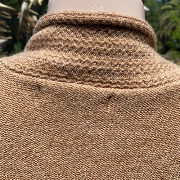 A.‎ Giannetti Merino Wool Cardigan