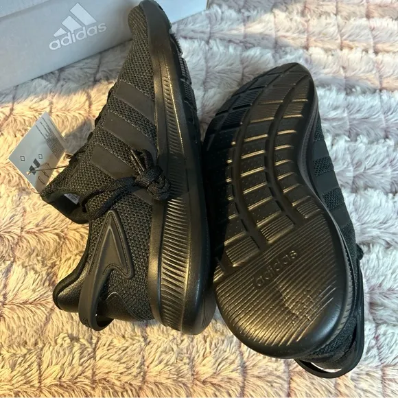 ADIDAS all black Lite Racer Sneakers size 8