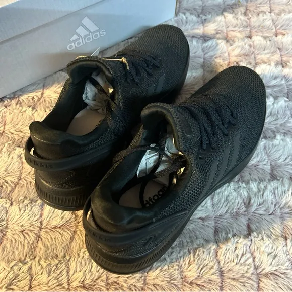 ADIDAS all black Lite Racer Sneakers size 8