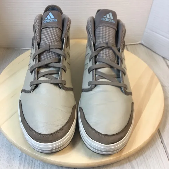 Adidas Beige 3 Stripe Sneakers Athletic Shoes Men Size 13. G12296