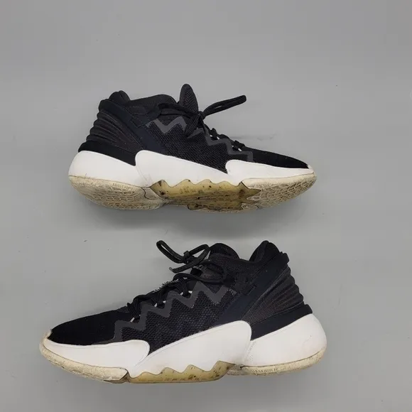 Adidas D.O.N Issue #2 Youth Basketball Shoes Size 5 Black Sneakers