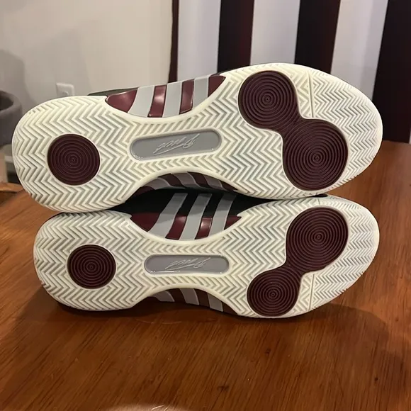 Adidas D.O.N. Issue 5 Basketball Shoes Sneakers Cavaliers IE7800 Mens Size 13