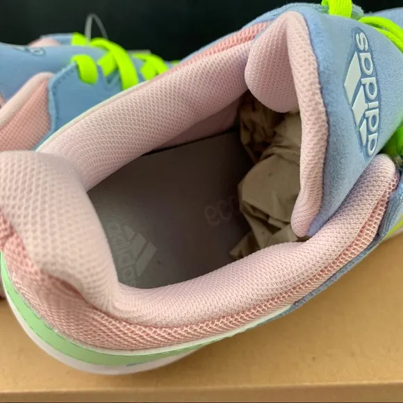 Adidas Forta Faito Pastel Runners Size 5.5 Youth / 7 Womens