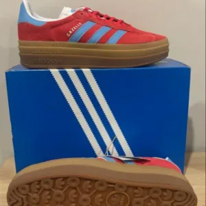 Adidas Gazelle - Red/Blue Sneakers
