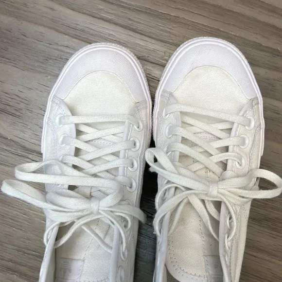 ADIDAS NEZZA TREK SHOES WOMENS 6.5