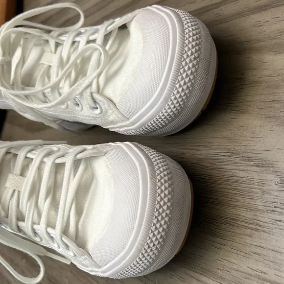 ADIDAS NEZZA TREK SHOES WOMENS 6.5