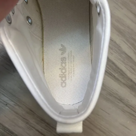 ADIDAS NEZZA TREK SHOES WOMENS 6.5
