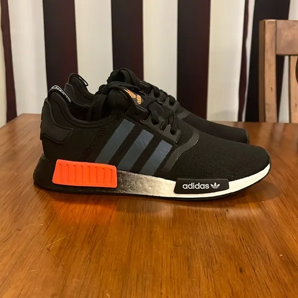 Adidas NMD_R1 NMD Boost shoes sneakers new black solar red FW0185 Men’s Sizes