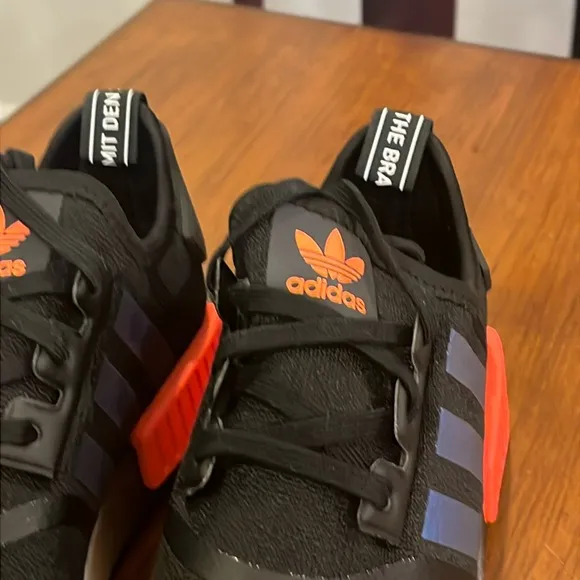 Adidas NMD_R1 NMD Boost shoes sneakers new black solar red FW0185 Men’s Sizes