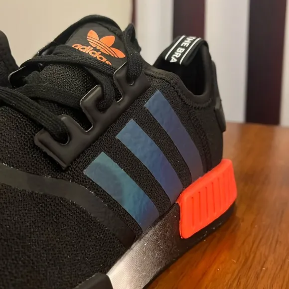 Adidas NMD_R1 NMD Boost shoes sneakers new black solar red FW0185 Men’s Sizes