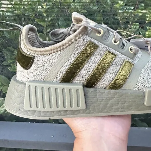 Adidas NMD_R1 Orbit Green Women's Athletic Shoes GY1321 Size 5.5