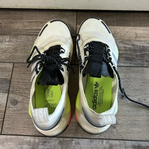 Adidas NMD_V3 Shoes sneakers Crystal White/Core Black/Signal Green