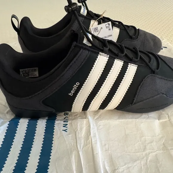 Adidas para Bad Bunny M9 W10