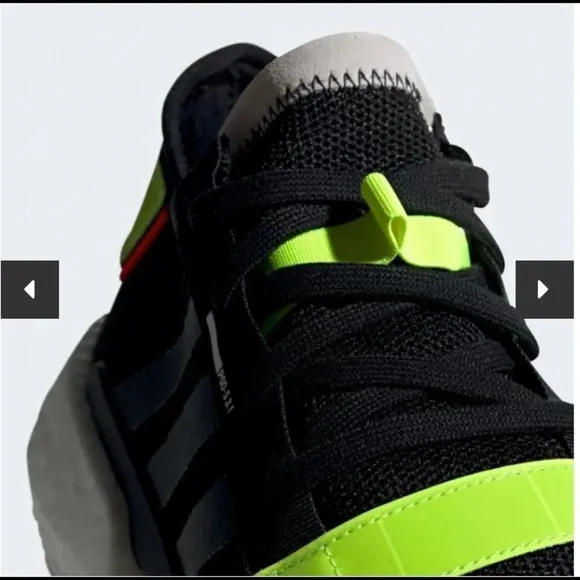 𝅺adidas POD-S3.1 Traffic Warden Running Shoes