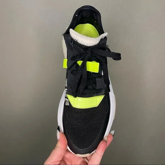 𝅺adidas POD-S3.1 Traffic Warden Running Shoes