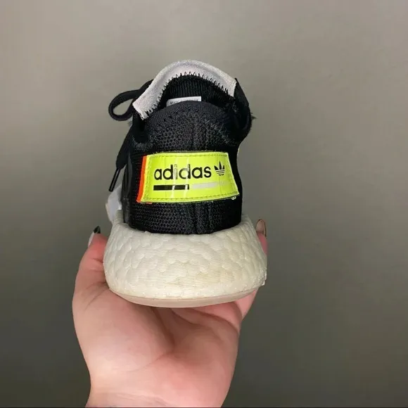 𝅺adidas POD-S3.1 Traffic Warden Running Shoes