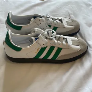 Adidas Samba OG Classic Men's Shoes - White and Green