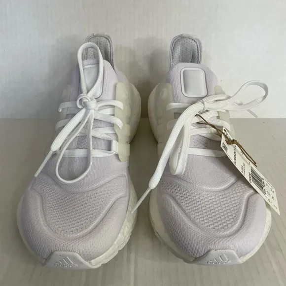 Adidas Shoes Women’s Size 8 UltraBoost 22Triple White Running Sneakers GX5459