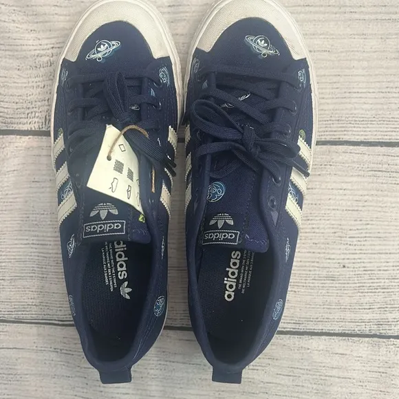 Adidas - Sneakers Low - Nizza Out Of This World - Navy - Space - Size 5.5