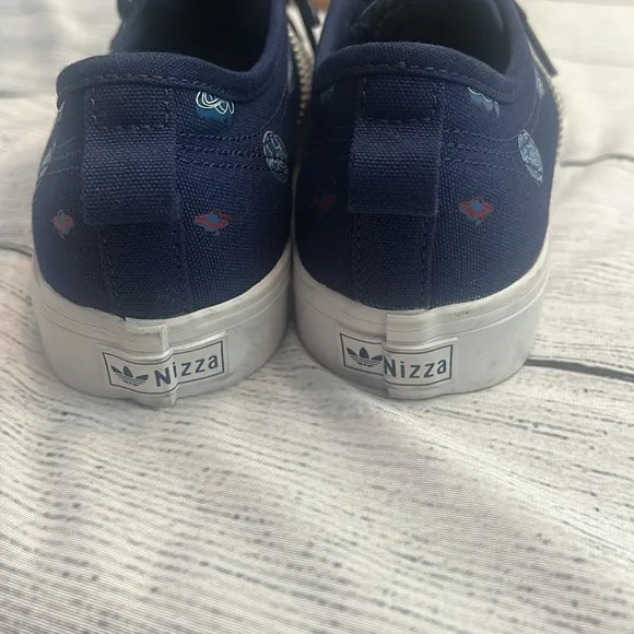 Adidas - Sneakers Low - Nizza Out Of This World - Navy - Space - Size 5.5
