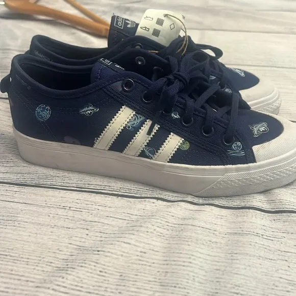 Adidas - Sneakers Low - Nizza Out Of This World - Navy - Space - Size 5.5