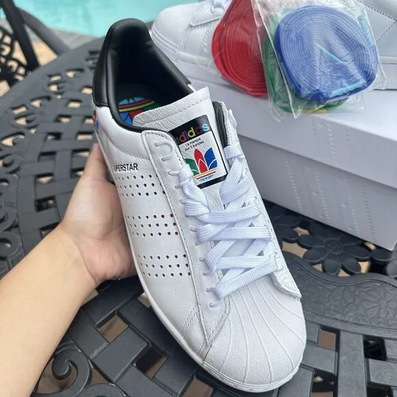 Adidas Superstar Colorful Trefoil Men's Athletic Shoes Cloud White FW5388 Size 8