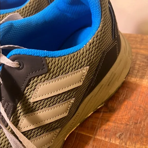 Adidas Tracefinders Men's Green Shoes, Size 13
