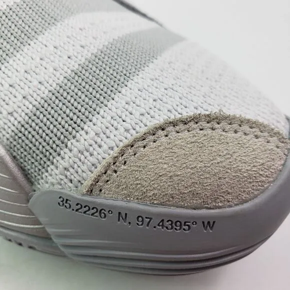 Adidas Trae Young 2 Mens Size 11 Grey Silver Basketball Sneaker Shoes HQ0997