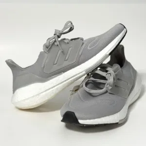 Adidas Ultraboost 22 Women’s Size 9 Gray Running Shoes Sneakers GX5594