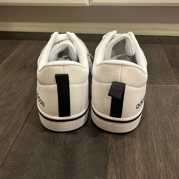 Adidas VS Pace 2.0 shoes sneakers new HP6010 Mens Size 11.5