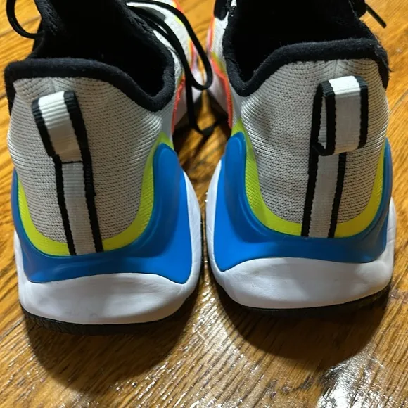 Adidas x Mahomes Impact FLX White Team Solar Yellow training shoes. Size 13.