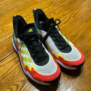 Adidas x Mahomes Impact FLX White Team Solar Yellow training shoes. Size 13.