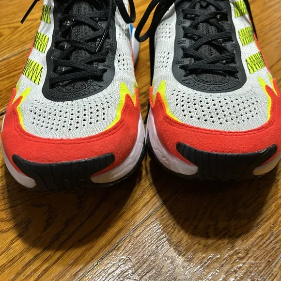 Adidas x Mahomes Impact FLX White Team Solar Yellow training shoes. Size 13.
