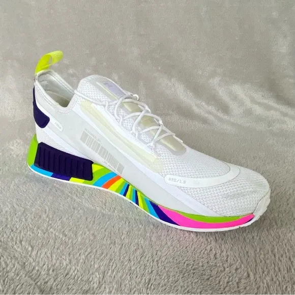 Adidas X NASA NMD R1 Spectoo Mens Running Training Shoes Sneakers Size 12 White