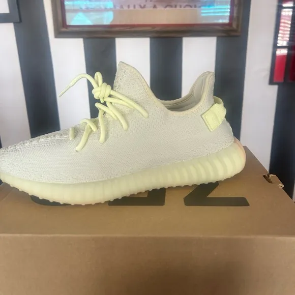 Adidas Yeezy Boost 350 V2 - lime/yellow