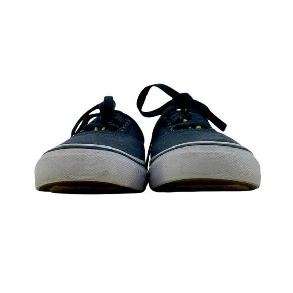 Adio Low Canvas Shoes