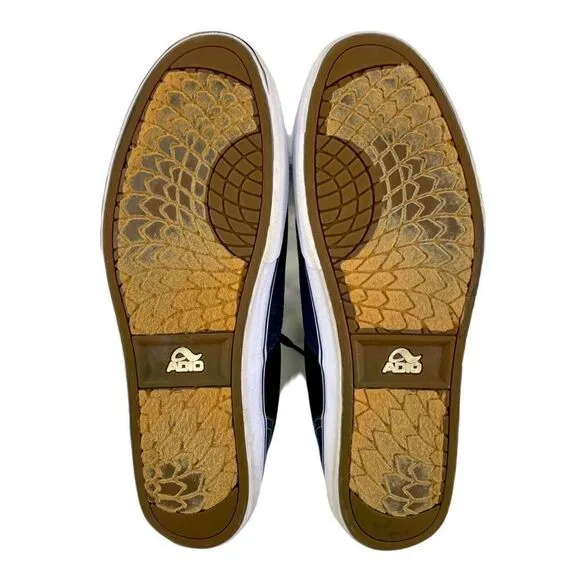 Adio Low Canvas Shoes
