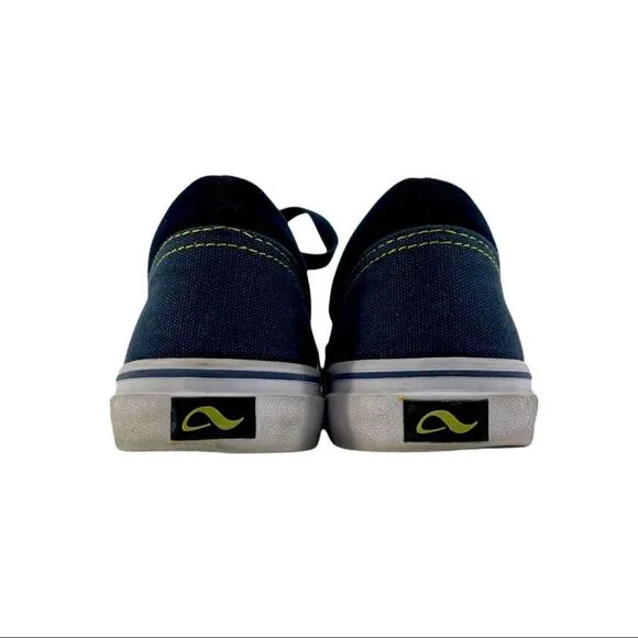 Adio Low Canvas Shoes