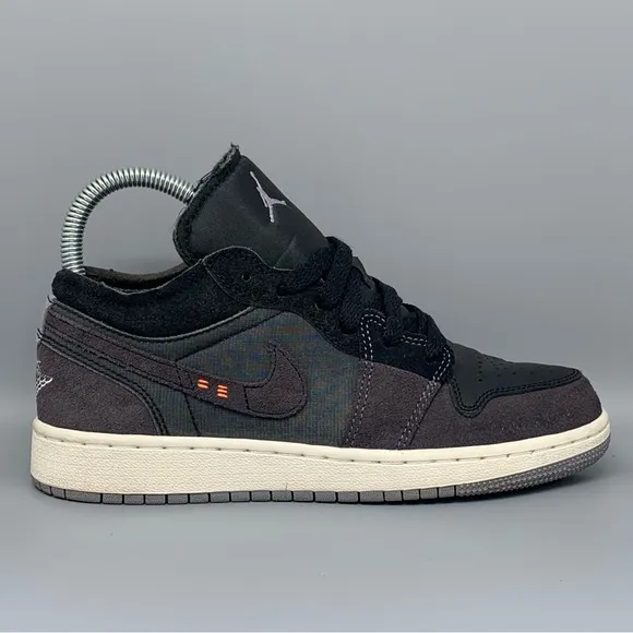 Air Jordan 1 Low SE Craft 'Inside Out Shoes Youth Sz 3.5