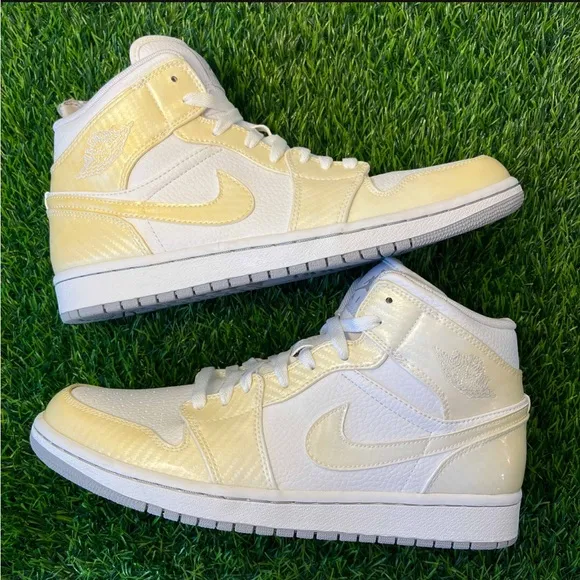 Air Jordan 1 Phat White Wolf Grey