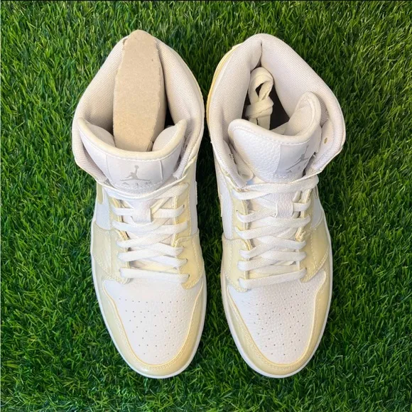 Air Jordan 1 Phat White Wolf Grey