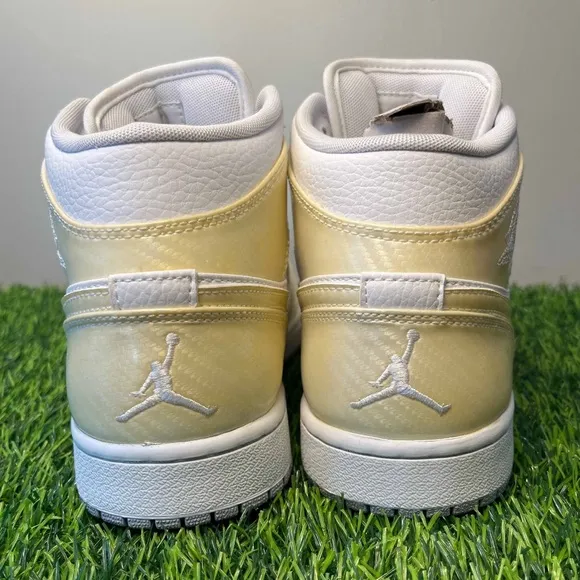 Air Jordan 1 Phat White Wolf Grey