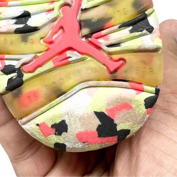 Air Jordan 10 GS Ember Glow BV1843176 White/Barely Volt/Black/Ember Glow Size 3Y