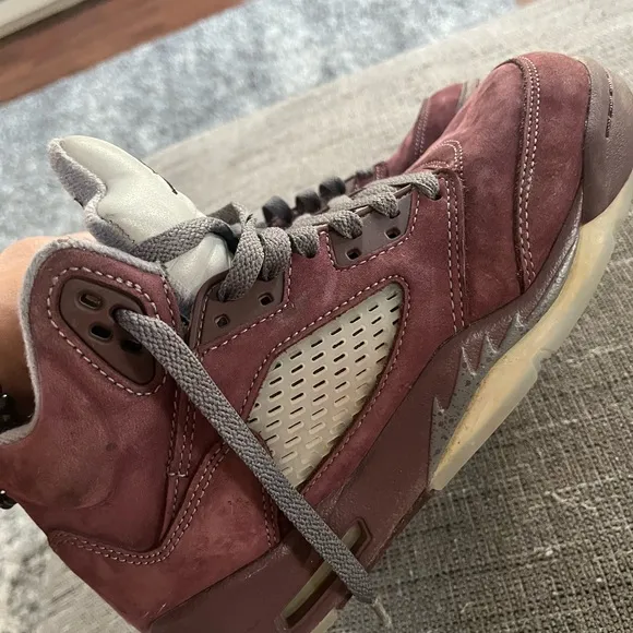 Air Jordan 5 Burgundy Youth Sneakers size 5.5